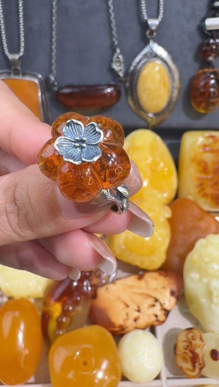 裸石琥珀未镶嵌琥珀