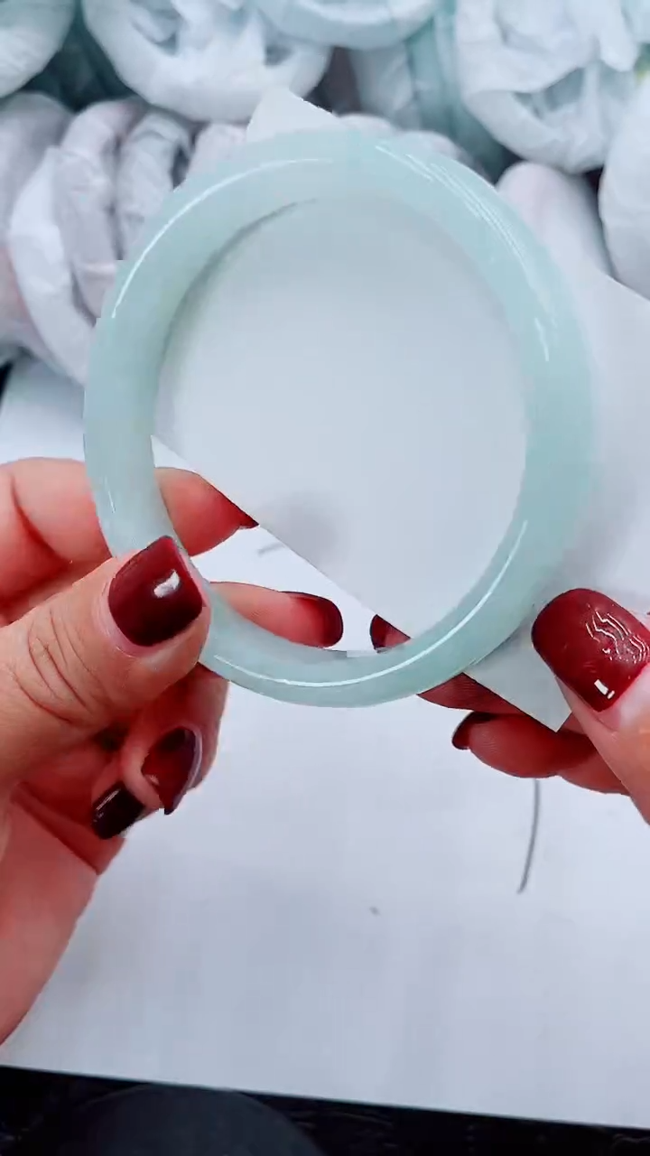 【闪购商品】石英质玉手镯未镶嵌Q45-63-64