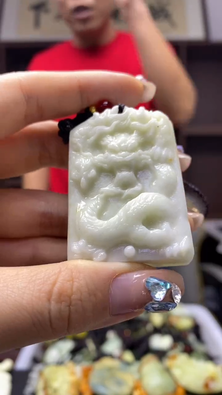 未镶嵌岫玉挂件多种样品发一单