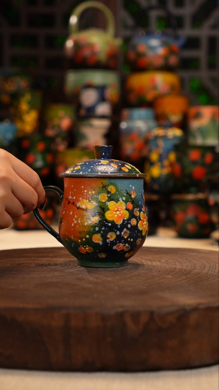 油画    釉下彩   杯子