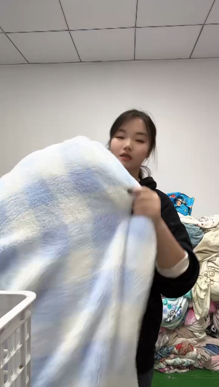 法兰绒2.3X2左右以主播介绍为准