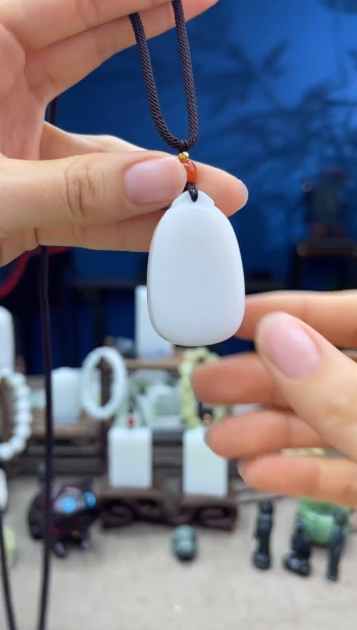 【闪购商品】和田玉颈饰未镶嵌1