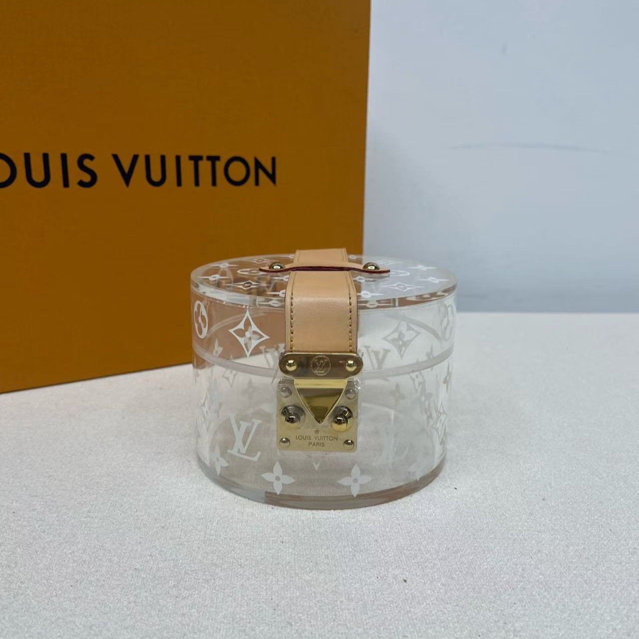 95新 LV 伦老板/95新/lv 亚克力