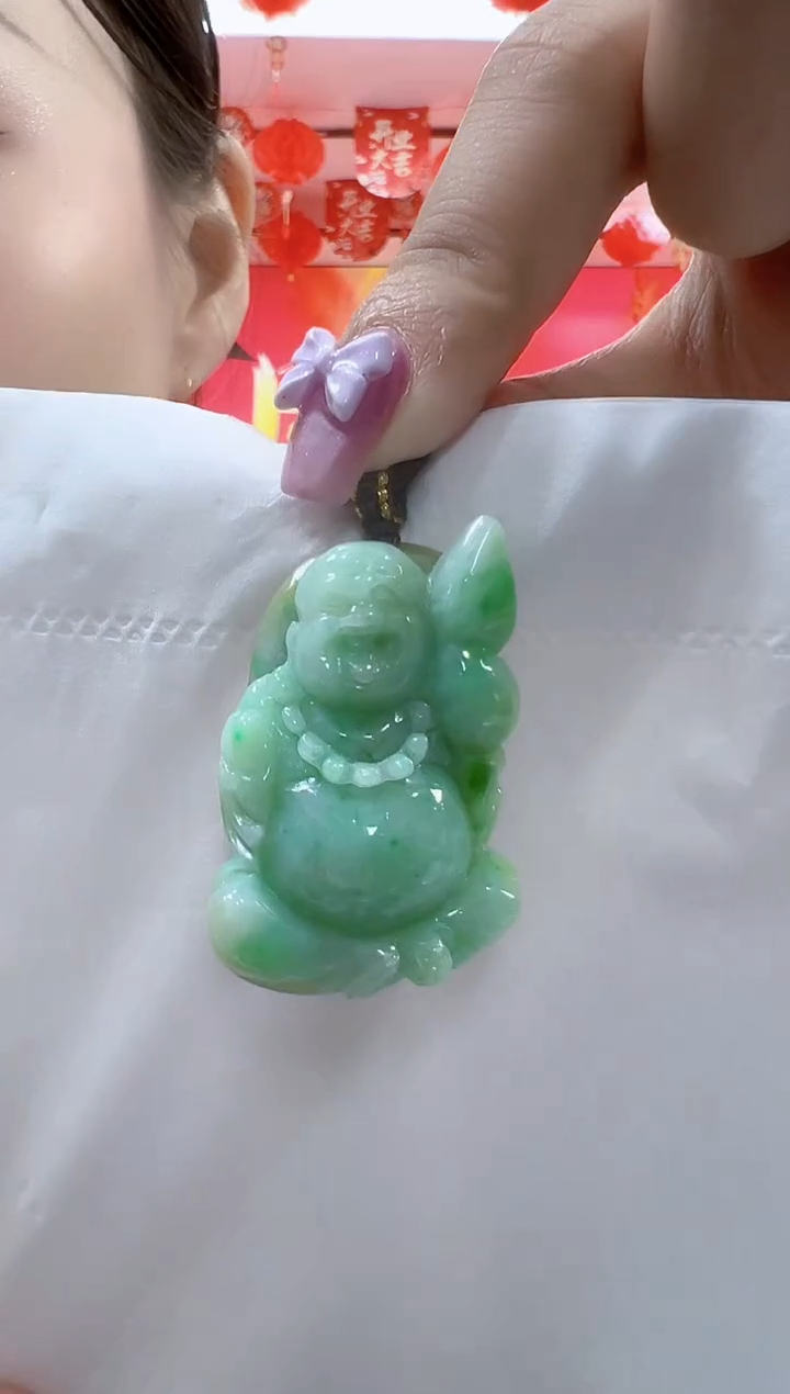 翡翠未镶嵌颈饰孤品佛公高38宽27厚14