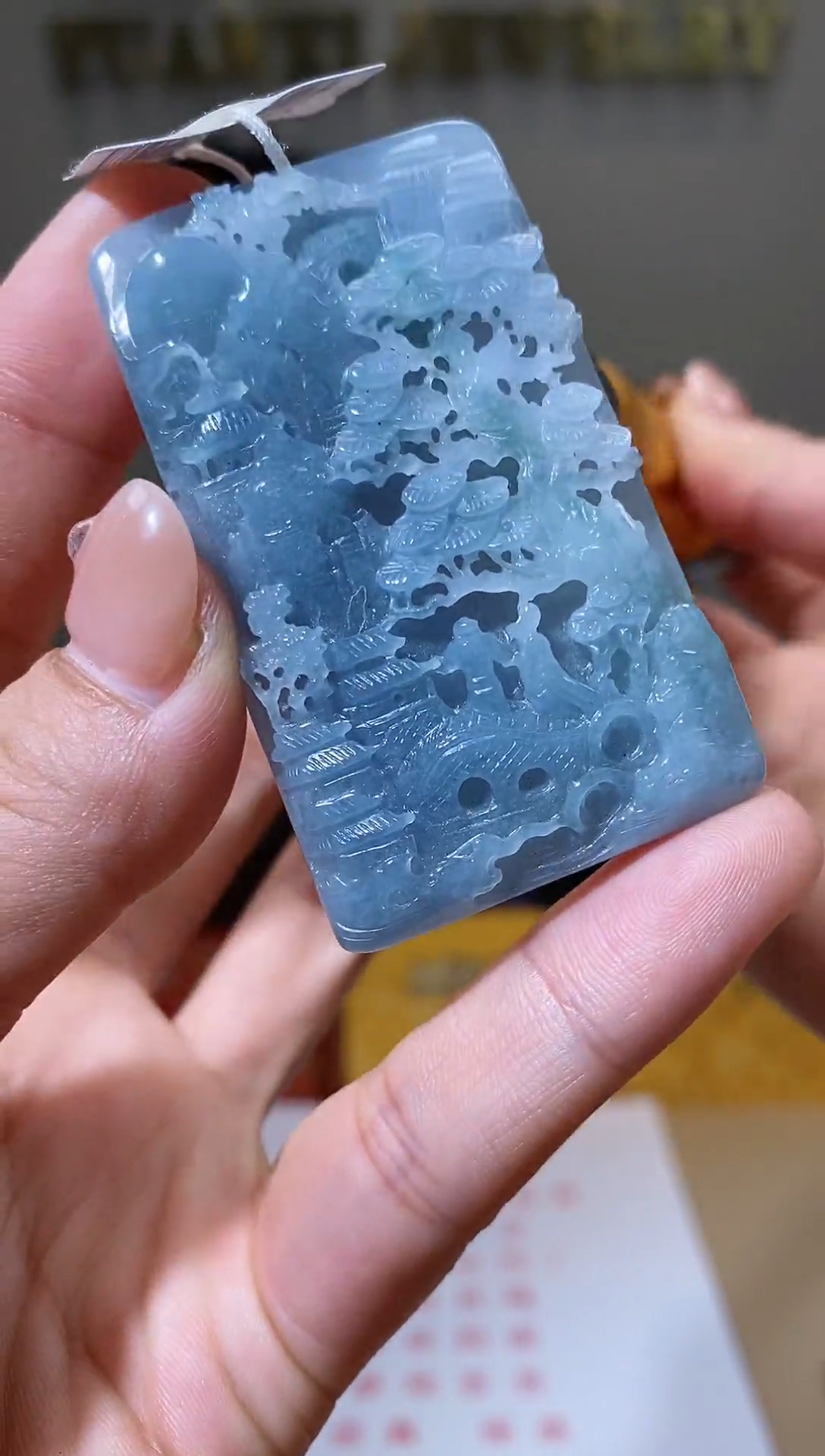 【闪购商品】翡翠吊坠(不含链)未镶嵌天然A货翡翠