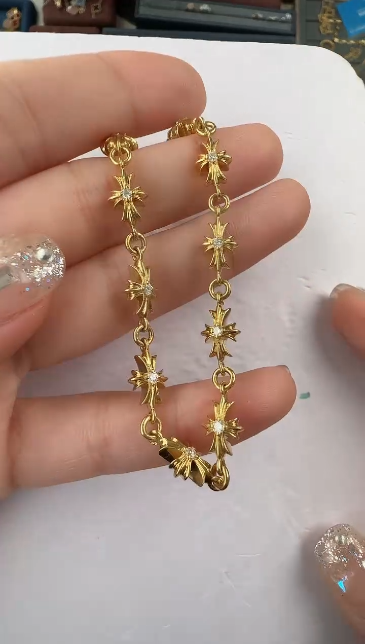 【闪购商品】钻石项链22K金镶嵌十字架项链