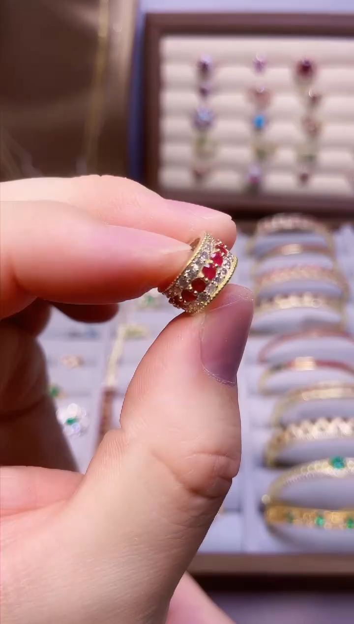 【闪购商品】红宝石吊坠(赠链)银S925镶嵌一条
