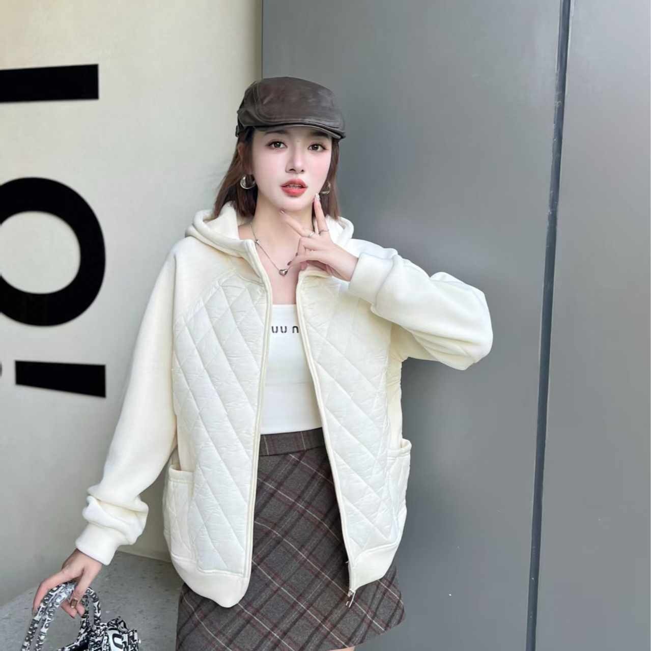 冬季女士保暖纯色时尚拉链连帽休闲棉服SK04