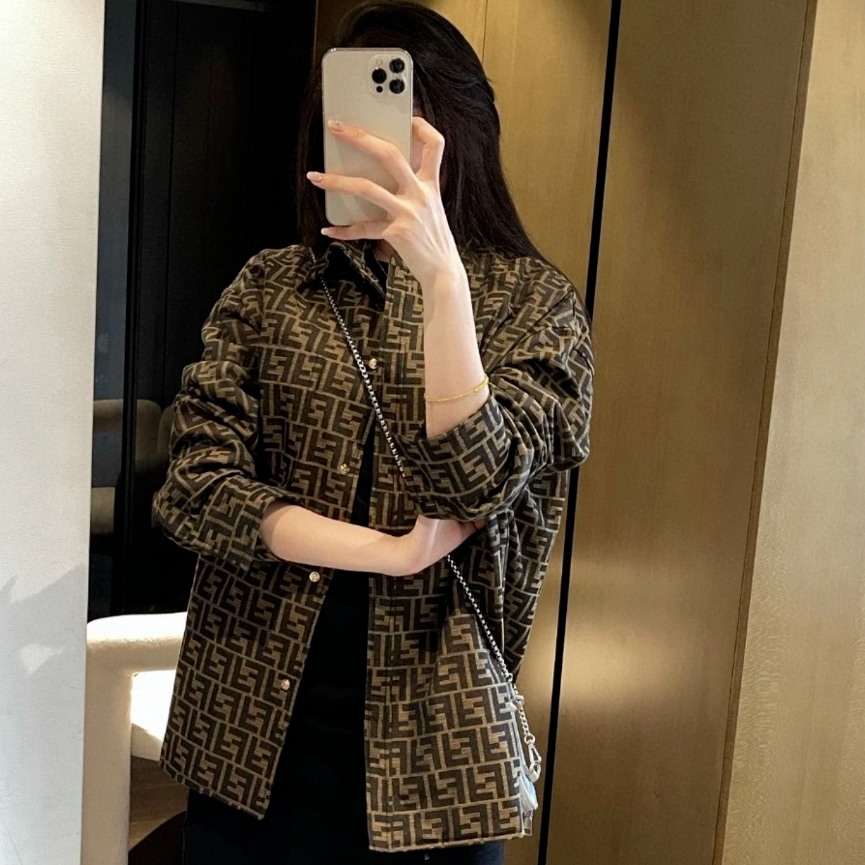 未使用 FENDI/芬迪 汤/P245723890/满印LOGO 夹克外套 48