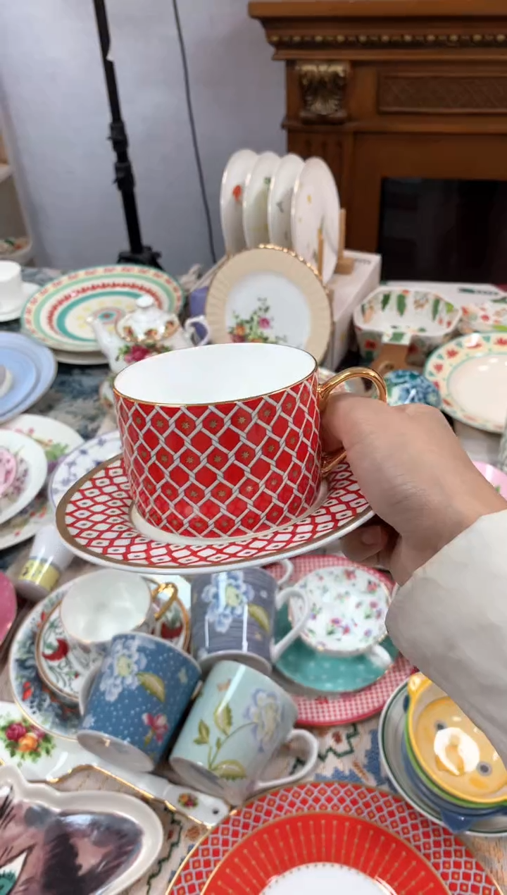 【闪购商品】瓷片陶瓷原单CC055餐具两杯两碟