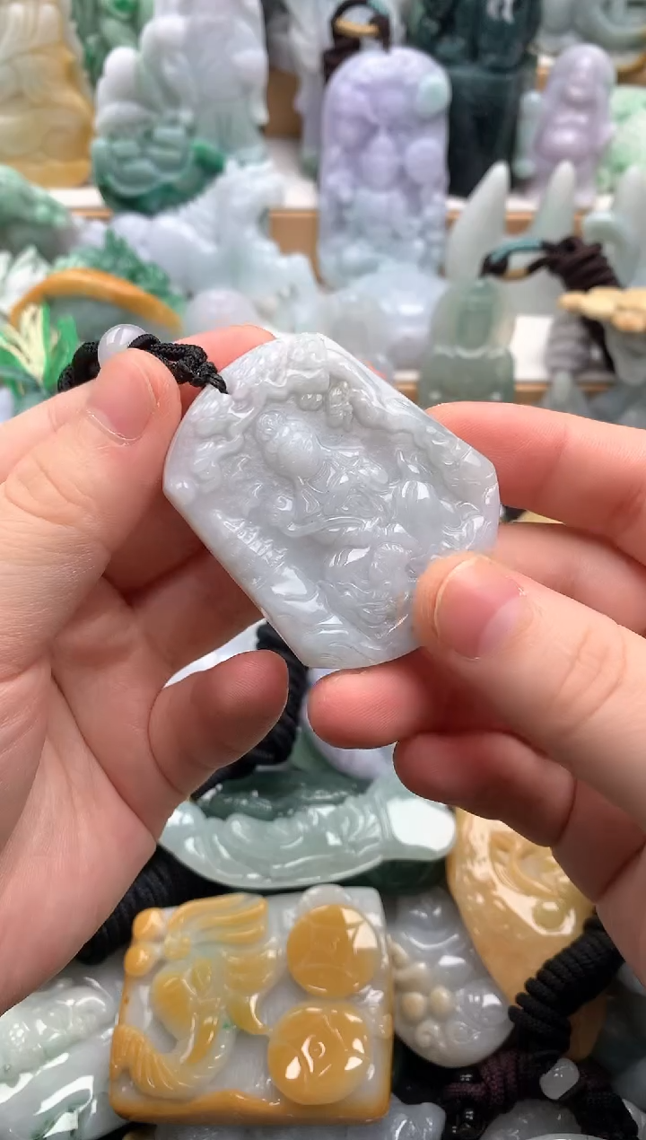 吊坠(不含链)未镶嵌翡翠1