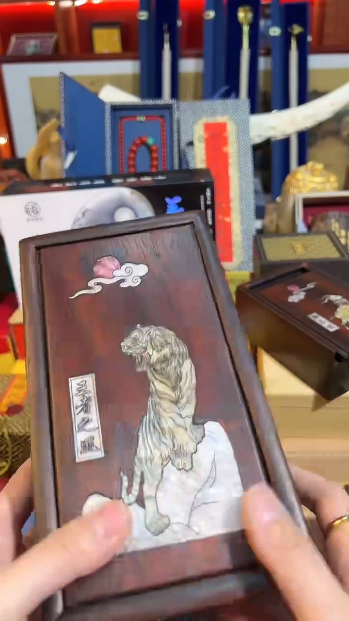 【闪购商品】木59凯凯凯凯凯凯凯凯