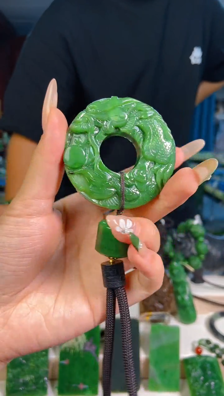 和田玉未镶嵌挂件1