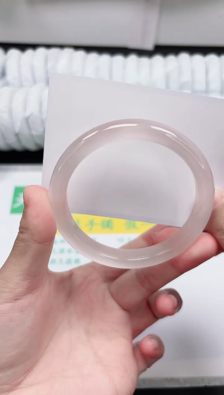 【闪购商品】石英质玉手镯未镶嵌11-60.8