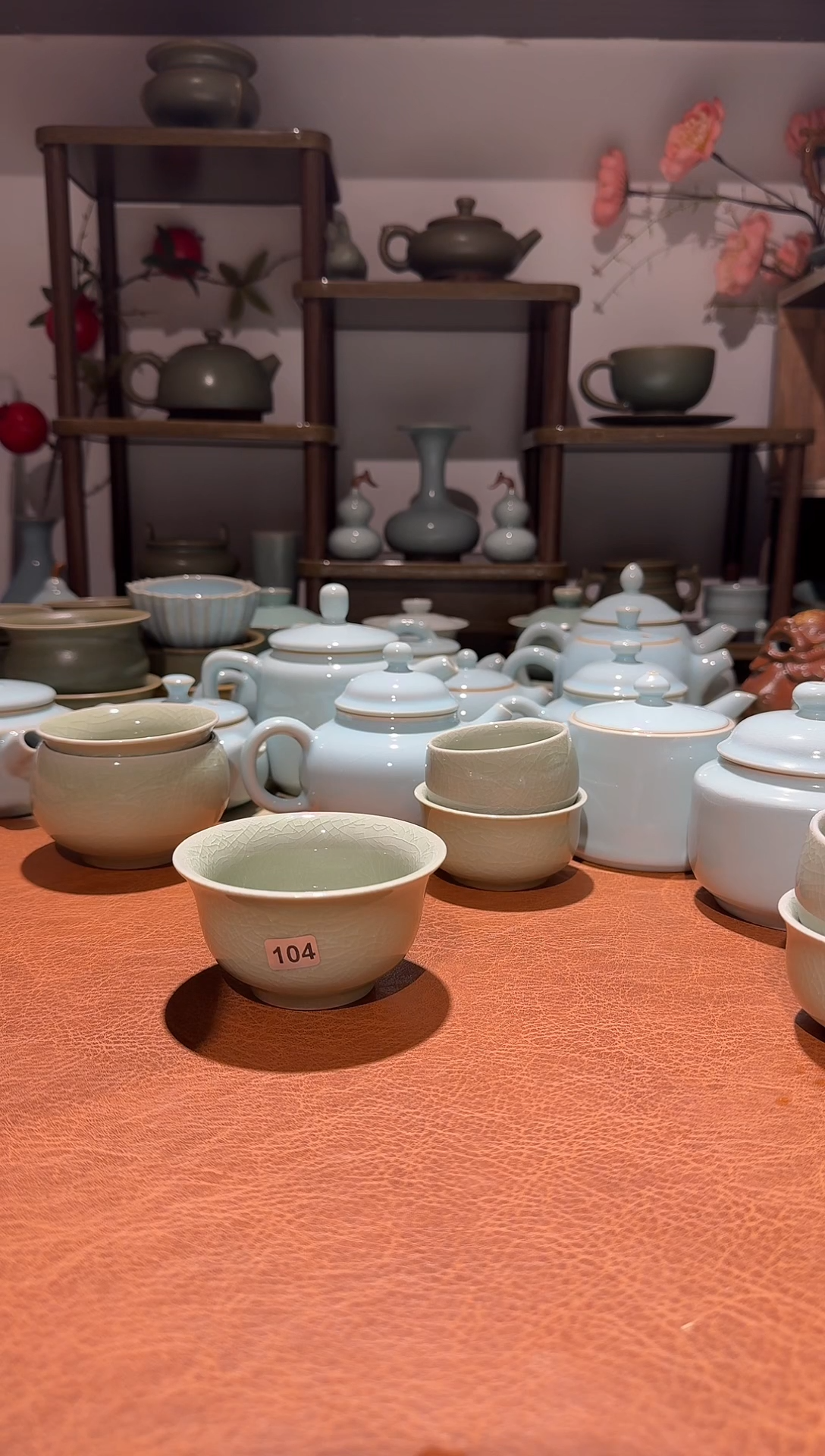 杯子瓷K****o104压手杯 主人杯品茗杯 豆绿釉一级精品