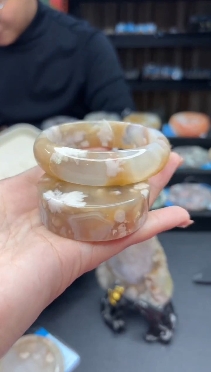 【闪购商品】石英质玉手镯未镶嵌632（57圈赠送镯心）