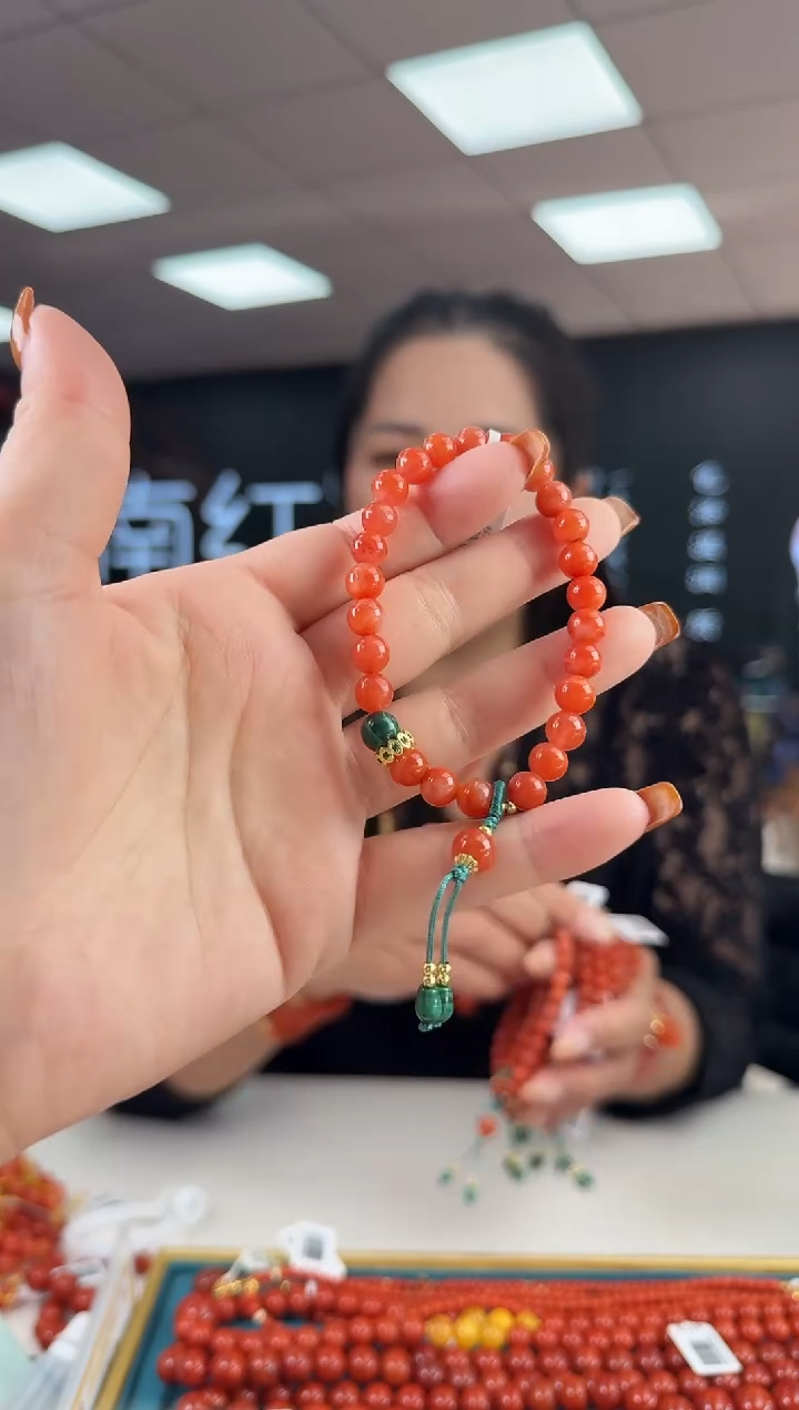 未镶嵌珠串南红玛瑙多样发其一/7/2509985039