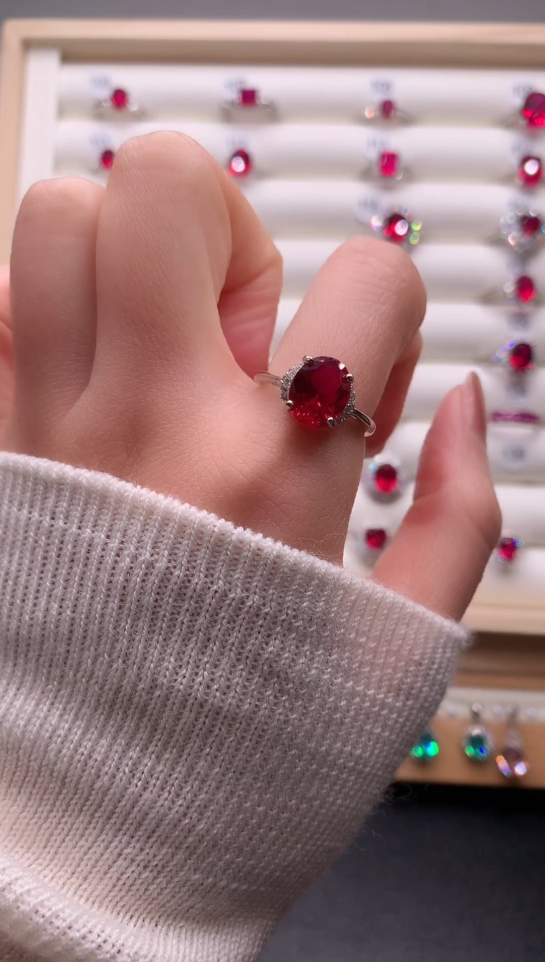 6红宝石（处理）红宝石戒指