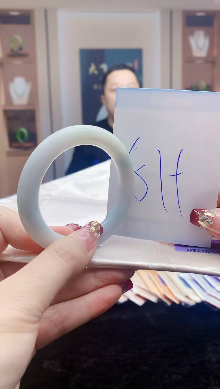 【闪购商品】翡翠手镯未镶嵌   H10-16