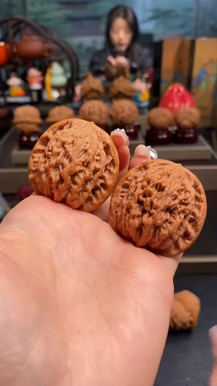 【闪购商品】文玩核桃吊坠K264麦穗虎头42