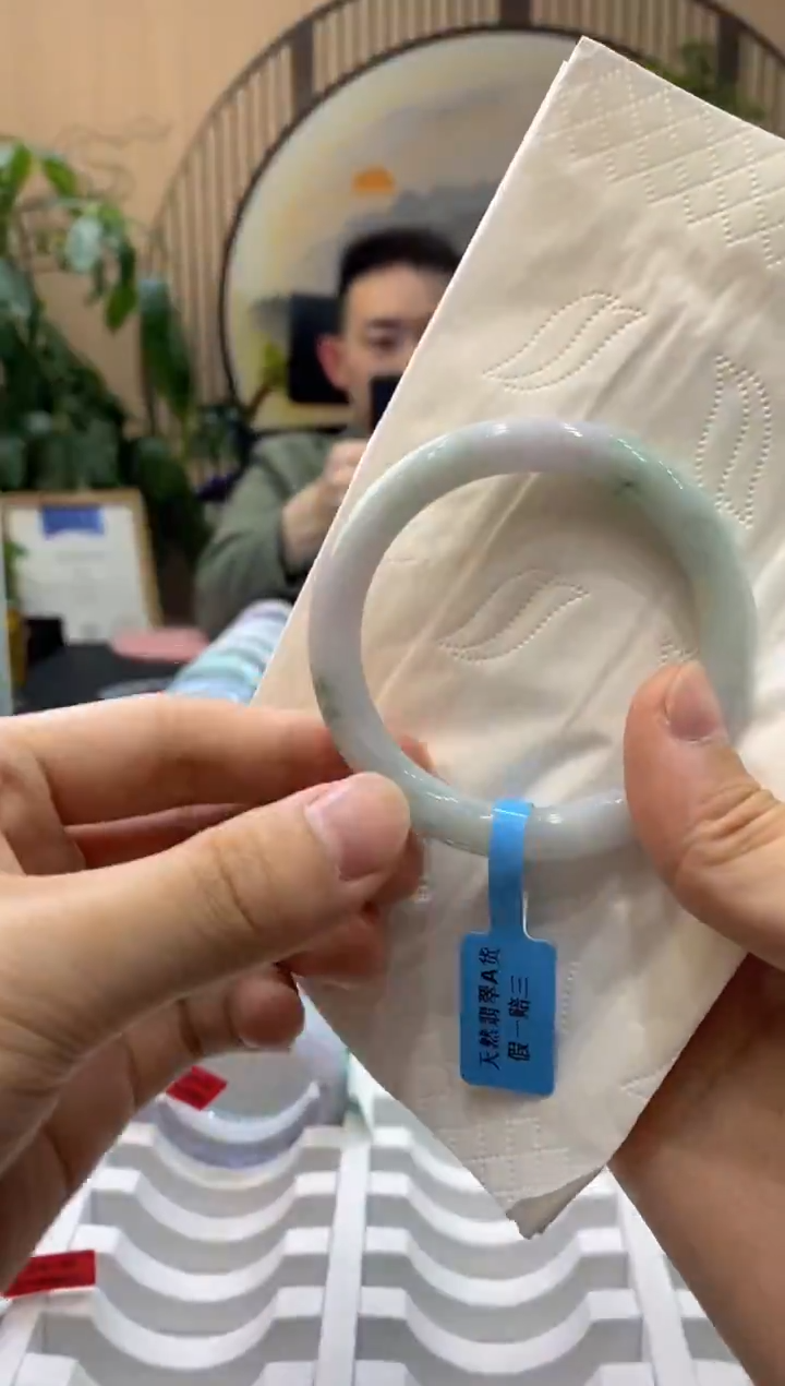 【闪购商品】翡翠手镯未镶嵌000006657