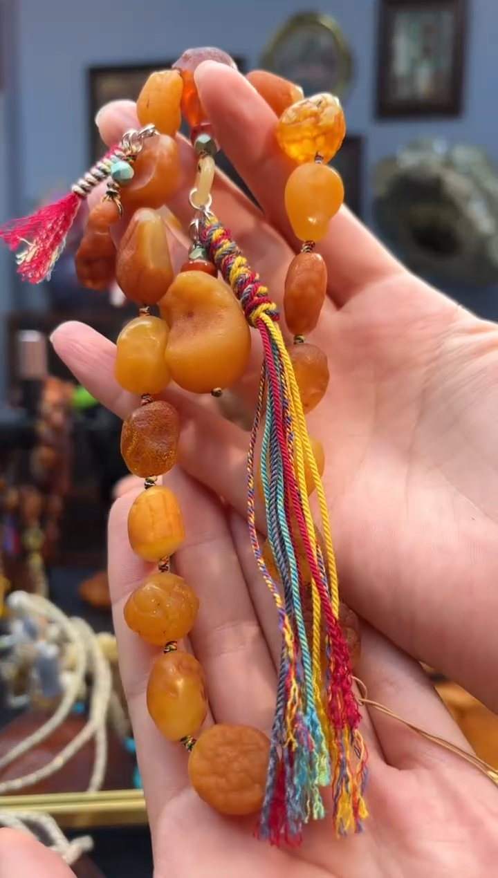 手串琥珀未镶嵌手持