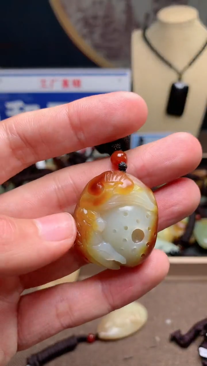 【闪购商品】和田玉颈饰未镶嵌1