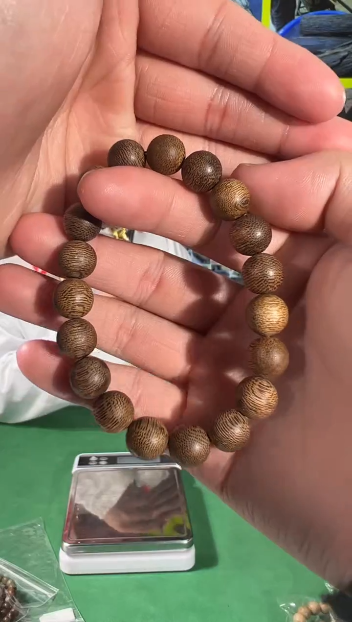 【闪购商品】沉香手串38号10克菩萨金丝结多样性发一