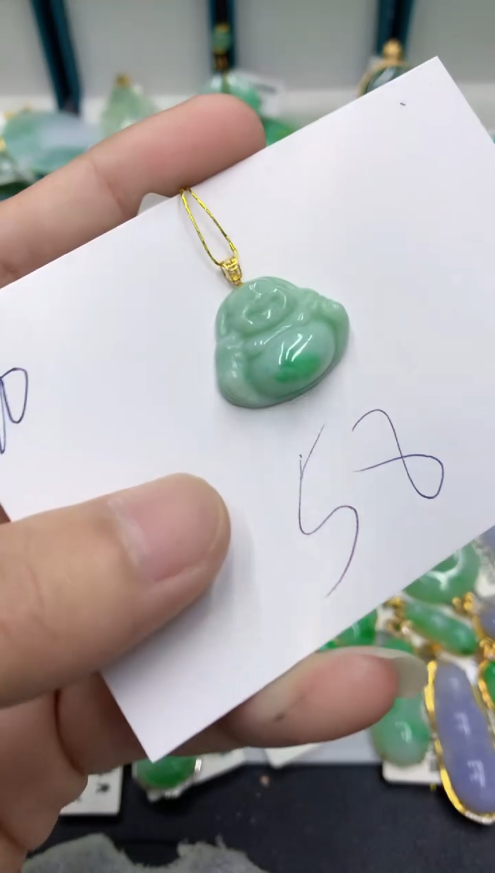 【闪购商品】翡翠颈饰18K金镶嵌翡翠