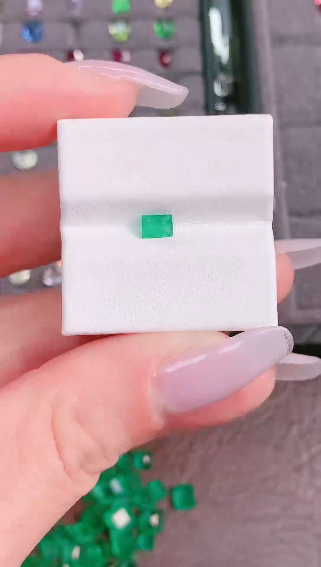 裸石祖母绿0.3ct-天然斯瓦特天然祖母绿
