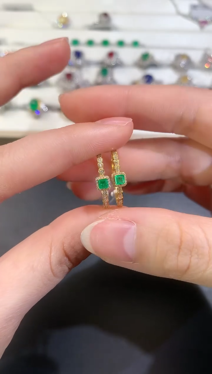 【闪购商品】祖母绿戒指18K金镶嵌Z107|1680多样性发其一