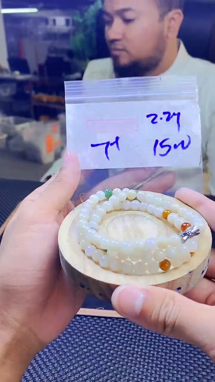 【闪购商品】定制翡翠未镶嵌纯天然缅料翡翠 多样性发货只发其一