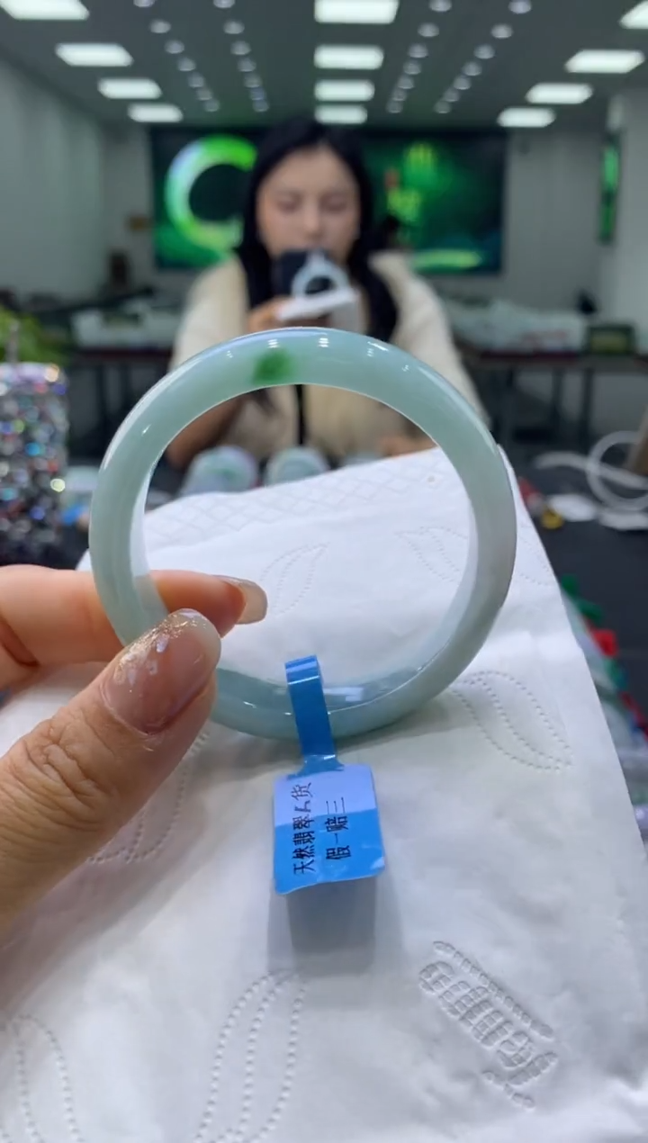 未镶嵌手镯翡翠00006100