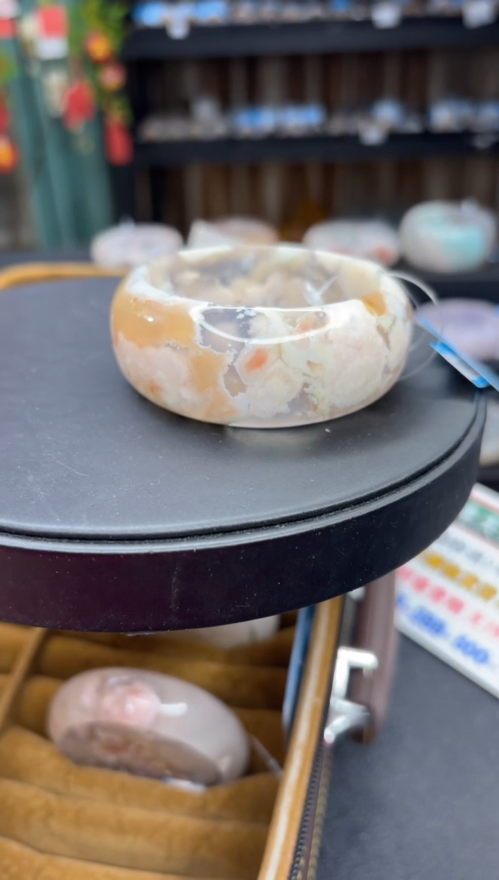 【闪购商品】石英质玉手镯未镶嵌995（58圈）