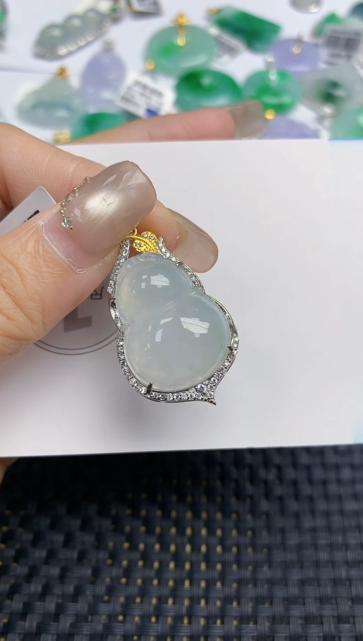 颈饰未镶嵌翡翠天然缅甸A货翡翠百元以上9元证书费自理