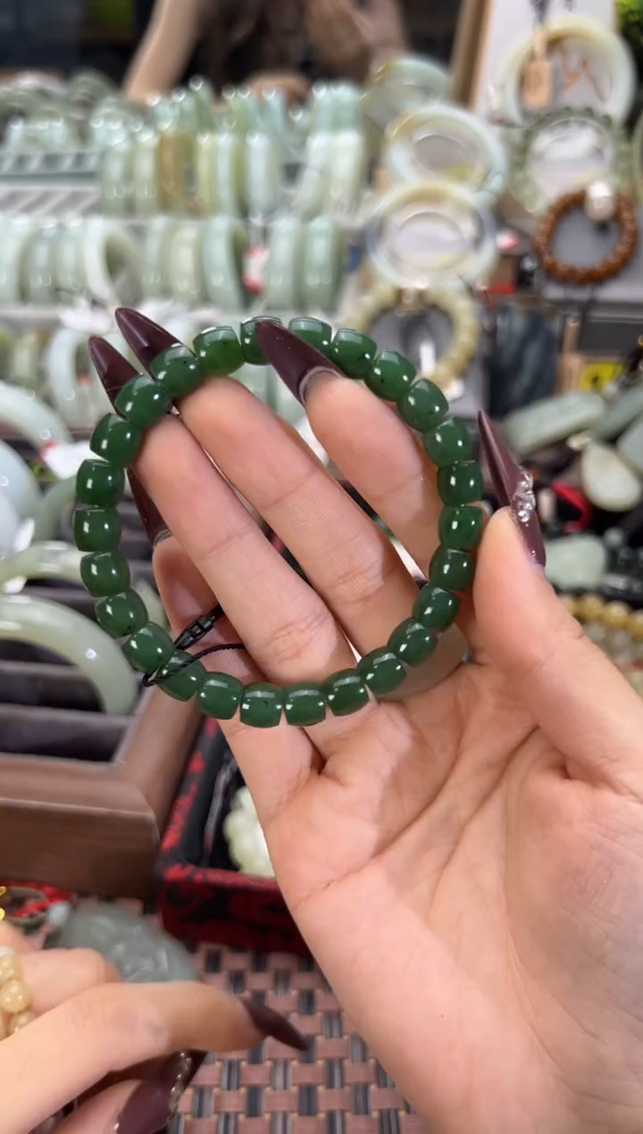 手串未镶嵌和田玉吐拉牧场碧玉直切手串卡7*8
