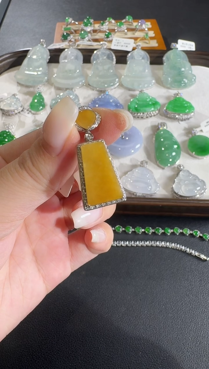 吊坠(不含链)18K金镶嵌翡翠【源头工厂】钻石镶嵌