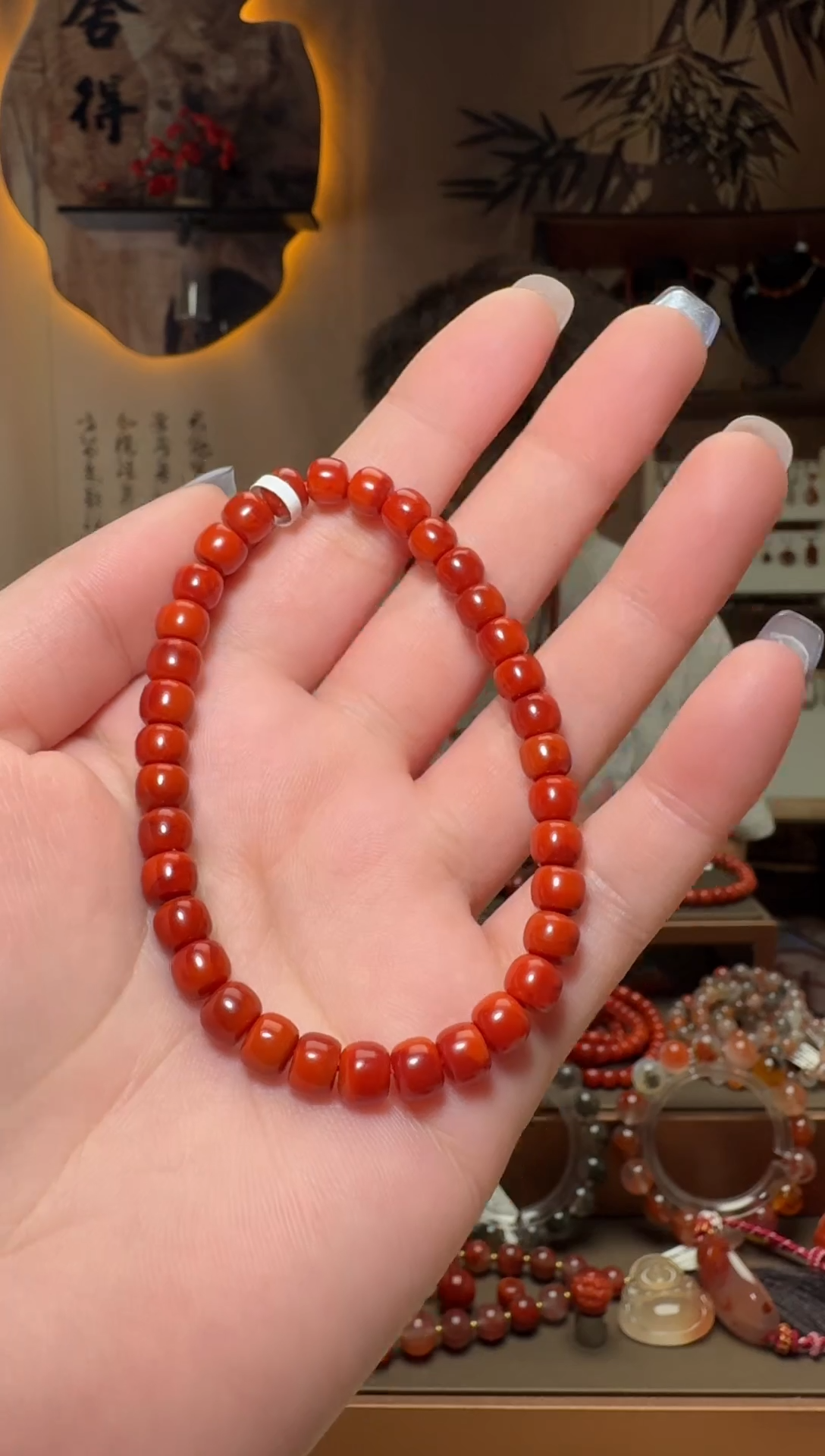 未镶嵌原矿无优化无注胶手串南红玛瑙一条约6mm