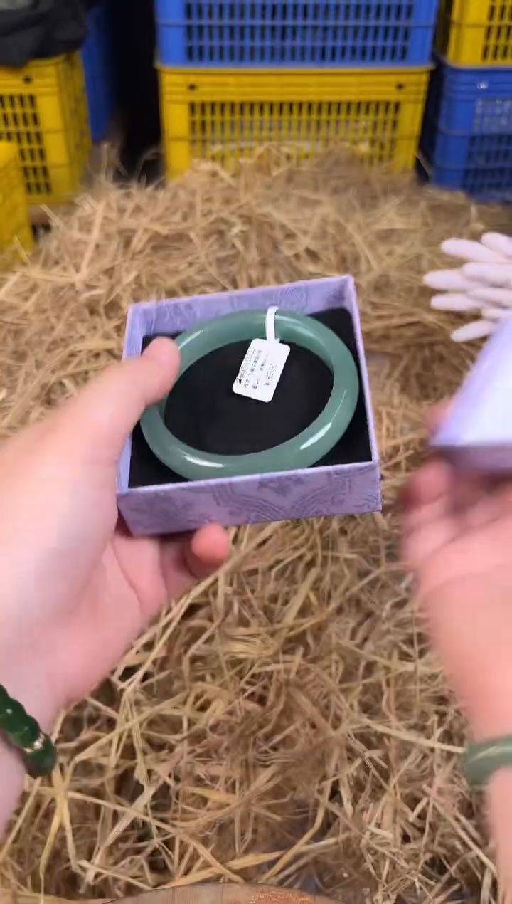 石英质玉手镯未镶嵌所见即所得 编码D0033