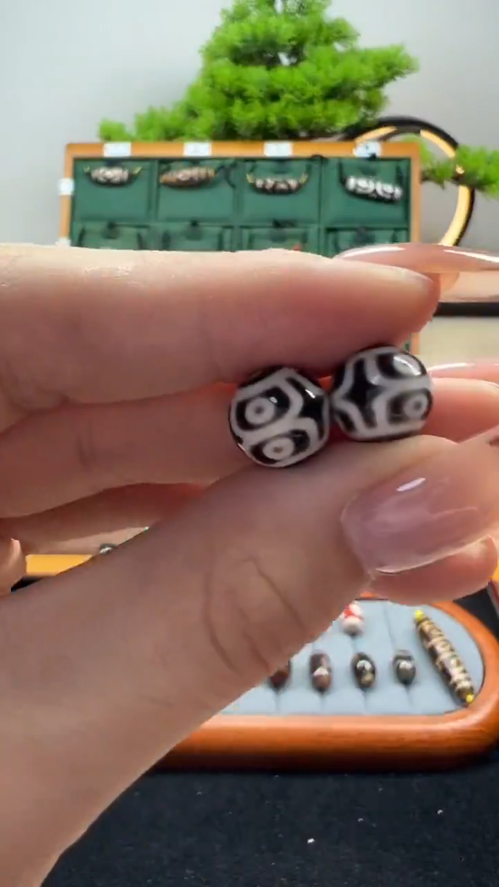 玛瑙/玉髓（覆膜）颈饰未镶嵌7.（微瑕随机发货）