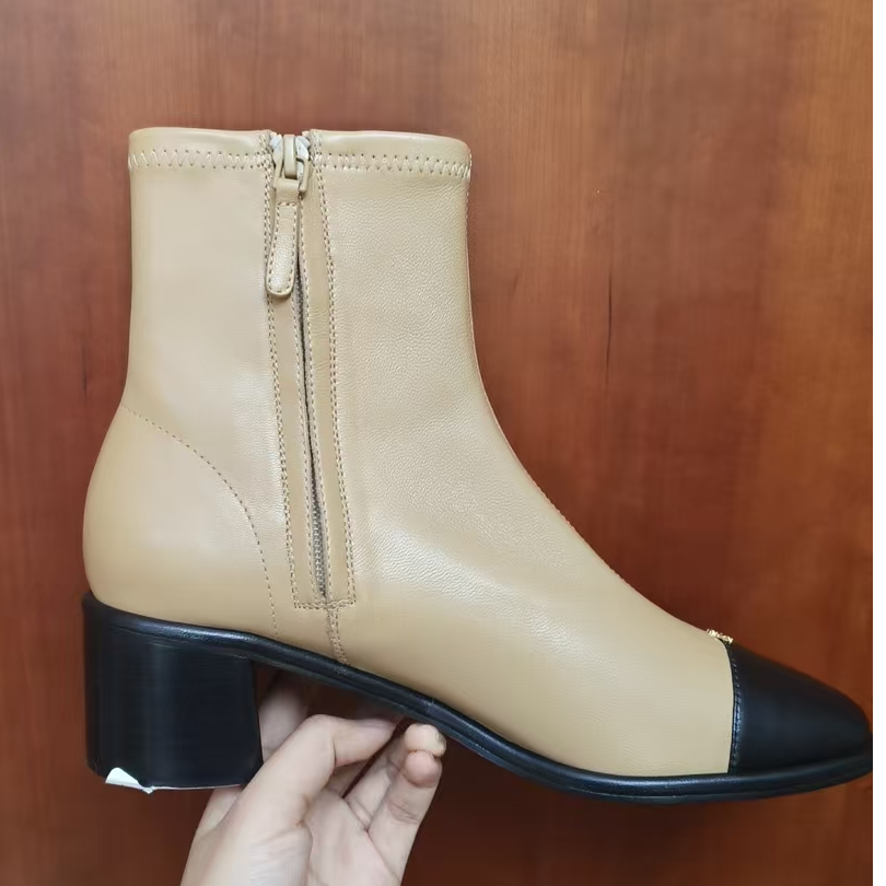 95新 TORY BURCH/汤丽柏琦 TB咖拼黑软皮短靴