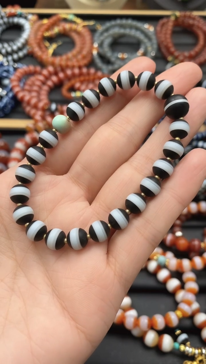 【闪购商品】玛瑙/玉髓手串未镶嵌手串