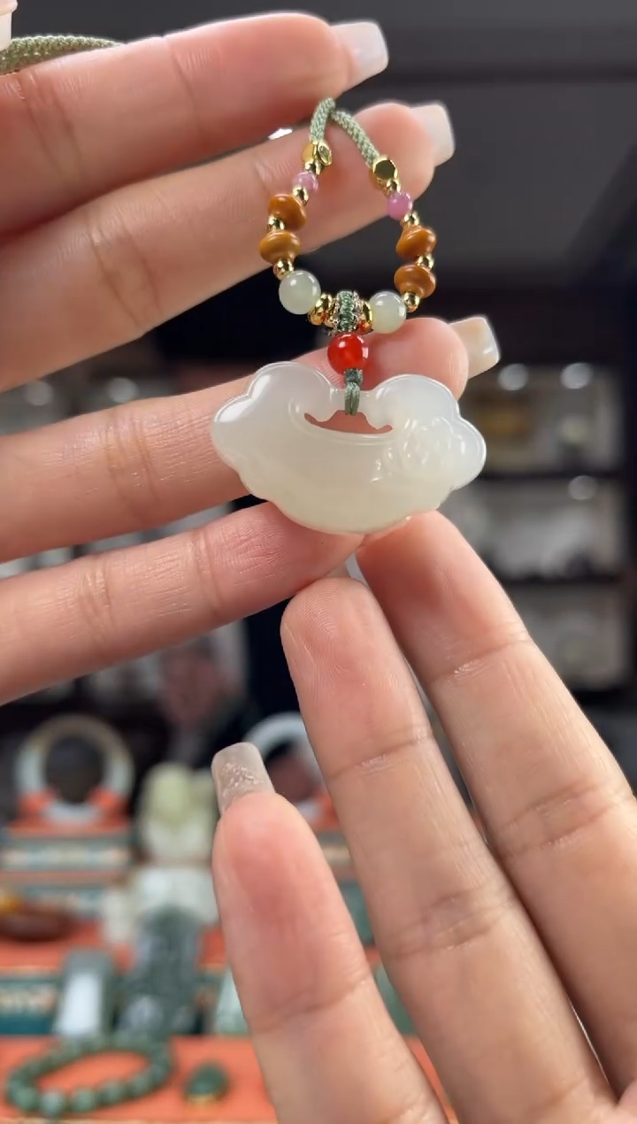 【闪购商品】和田玉颈饰未镶嵌佩佩