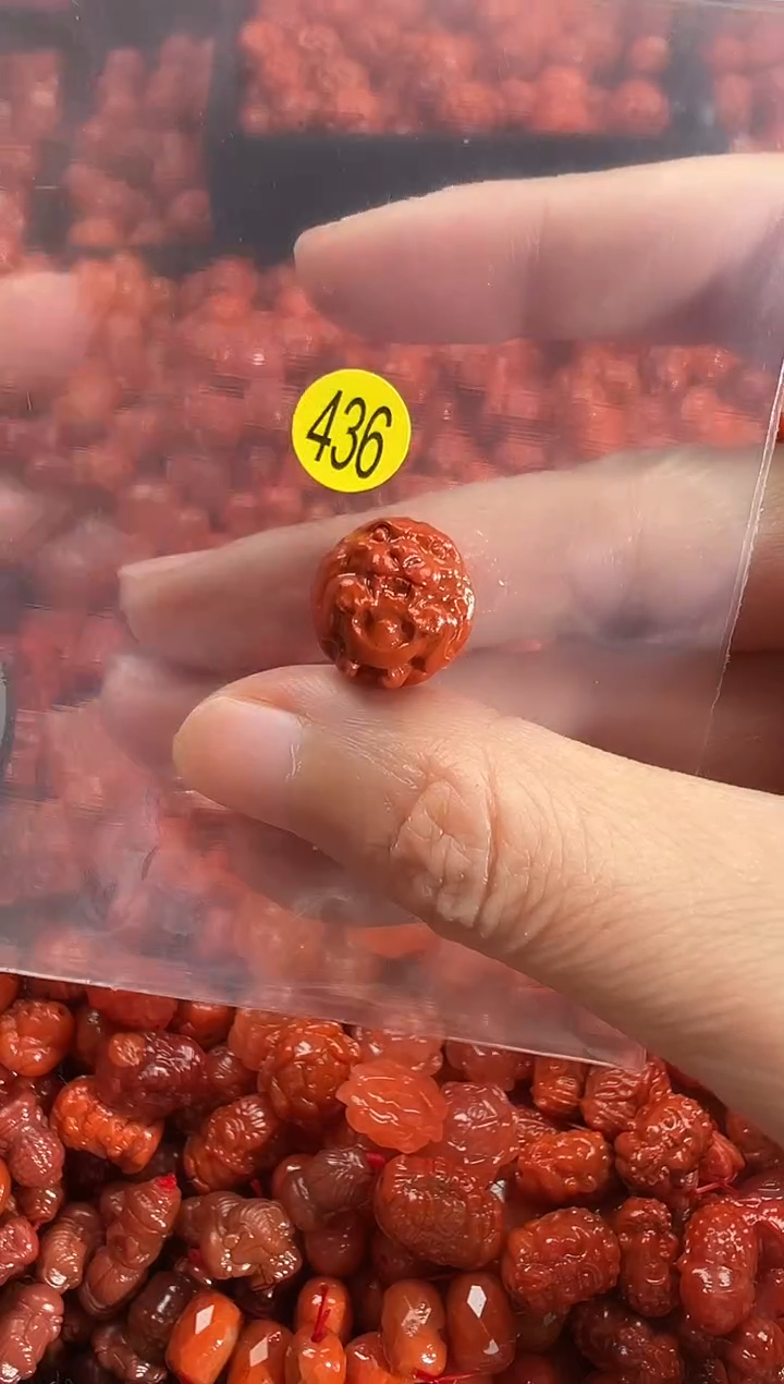 颈饰未镶嵌南红玛瑙1