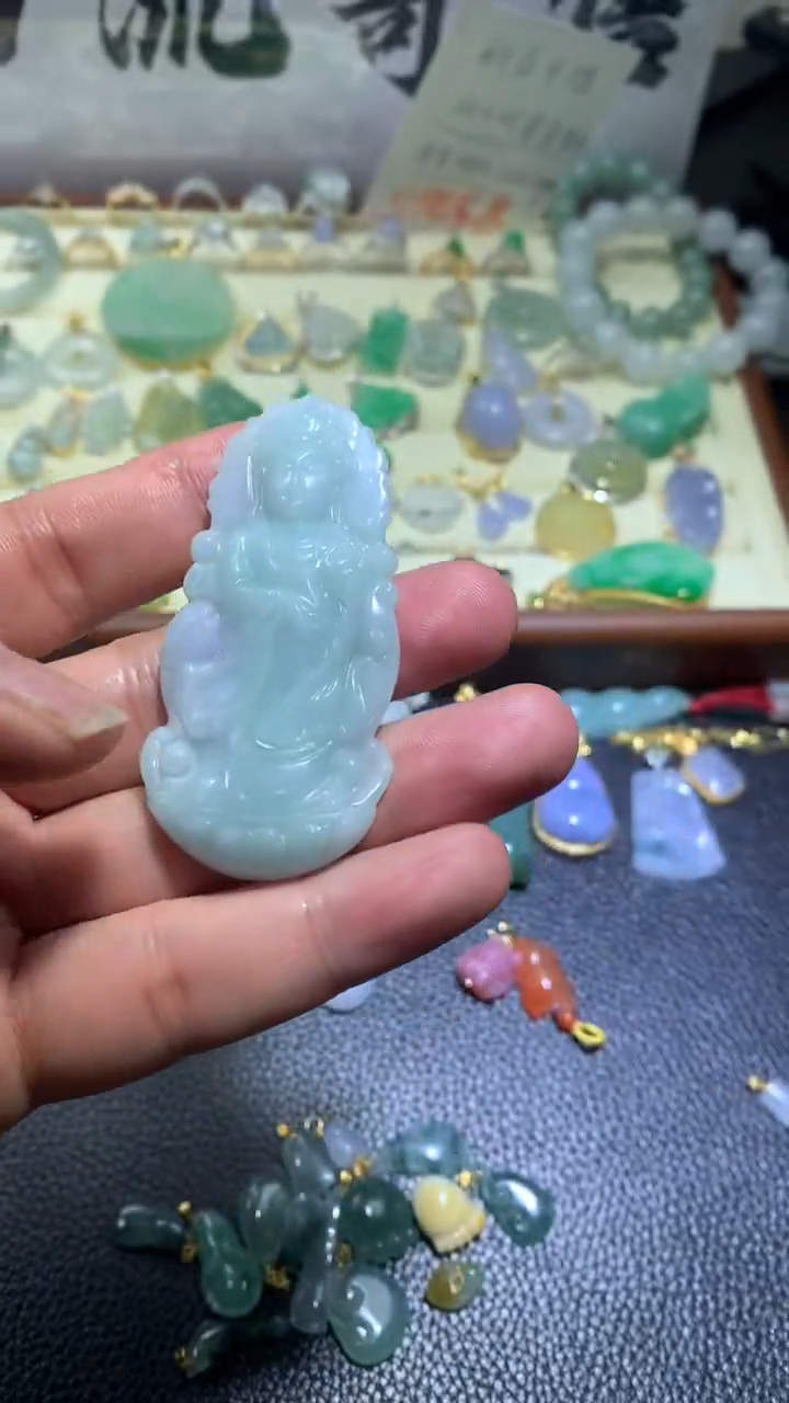 【闪购商品】翡翠颈饰未镶嵌035翡翠吊坠