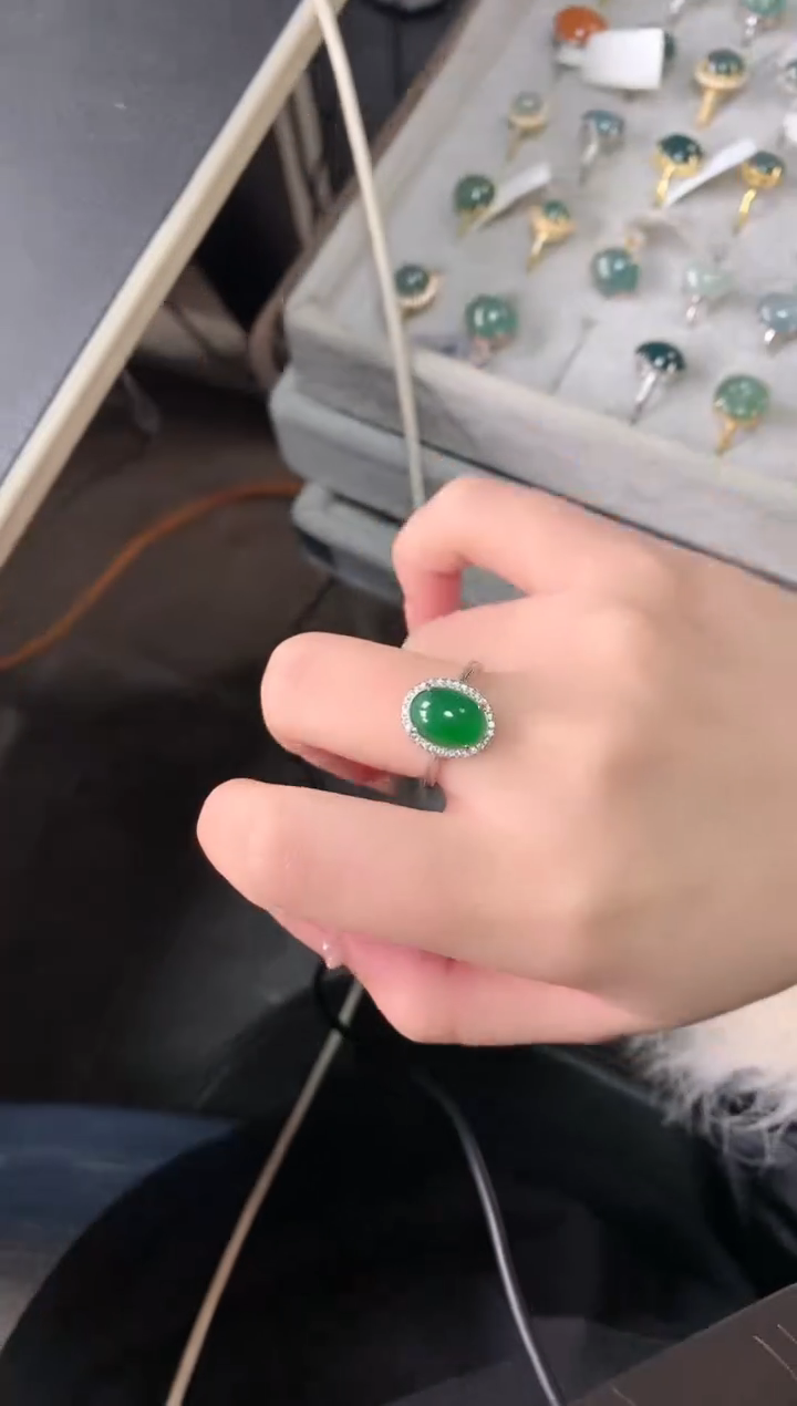 【闪购商品】翡翠戒指银S925镶嵌512124