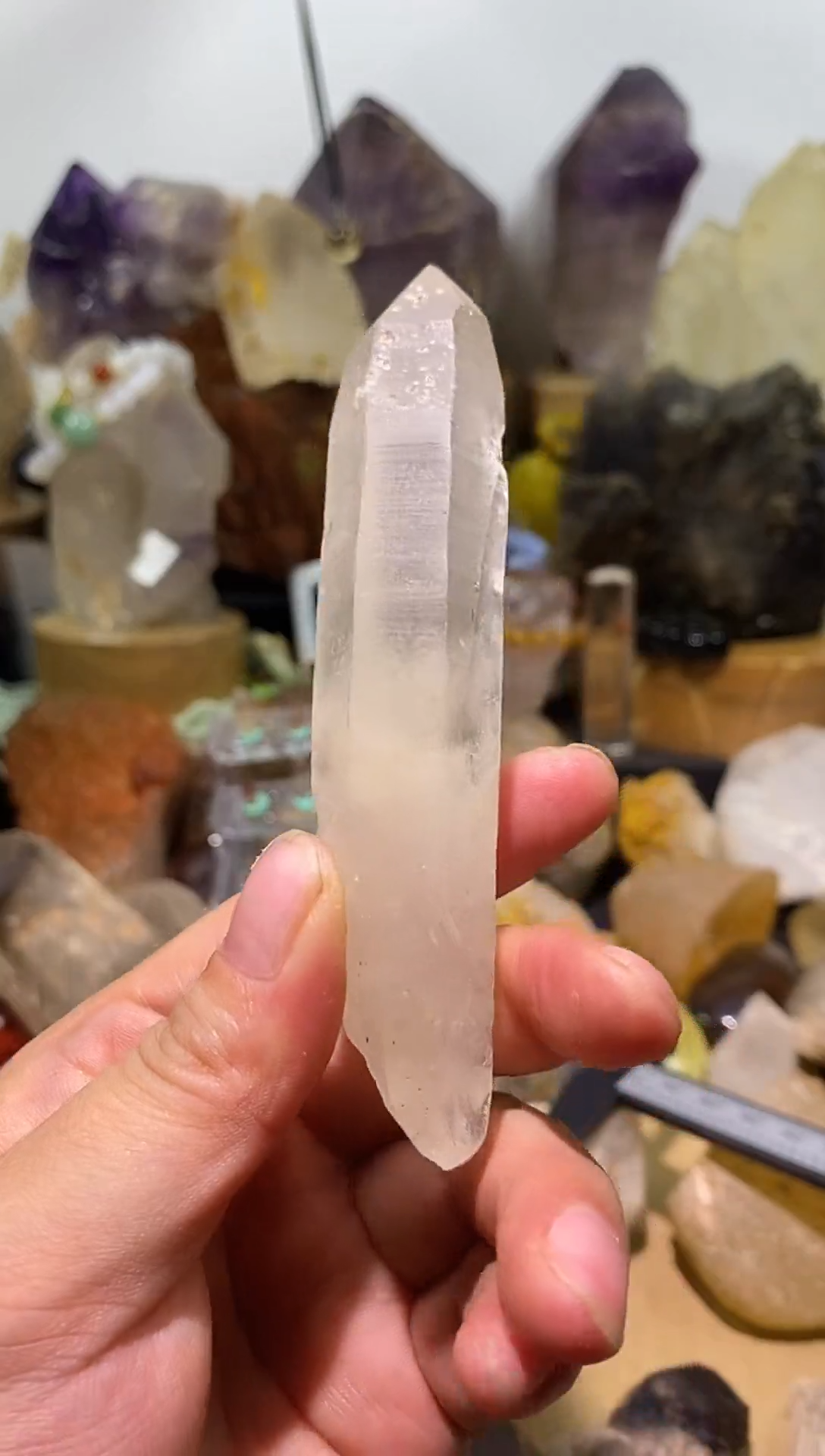 水晶珠宝半成品未镶嵌16号带蓝针+高透水晶柱原石