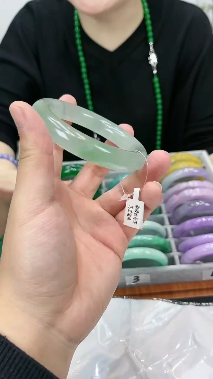 【闪购商品】砖雕H40 冰飘花手镯 圈口53-61