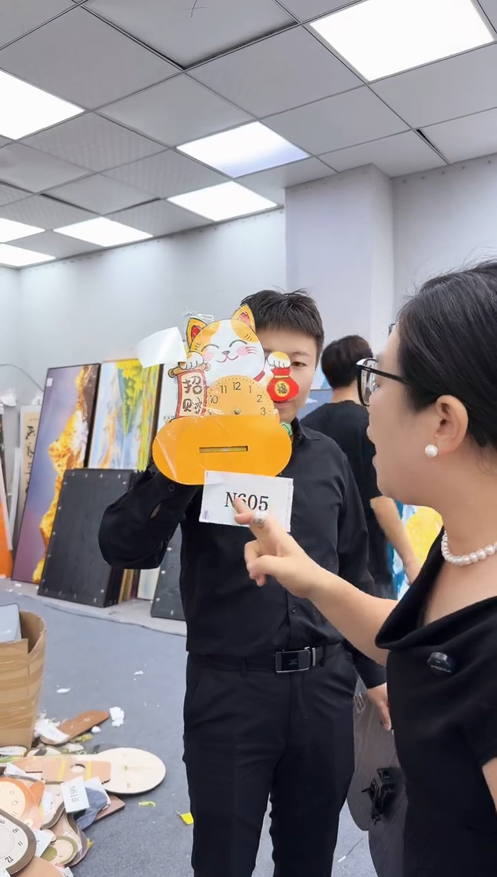 孤品微瑕黑马闪购N605