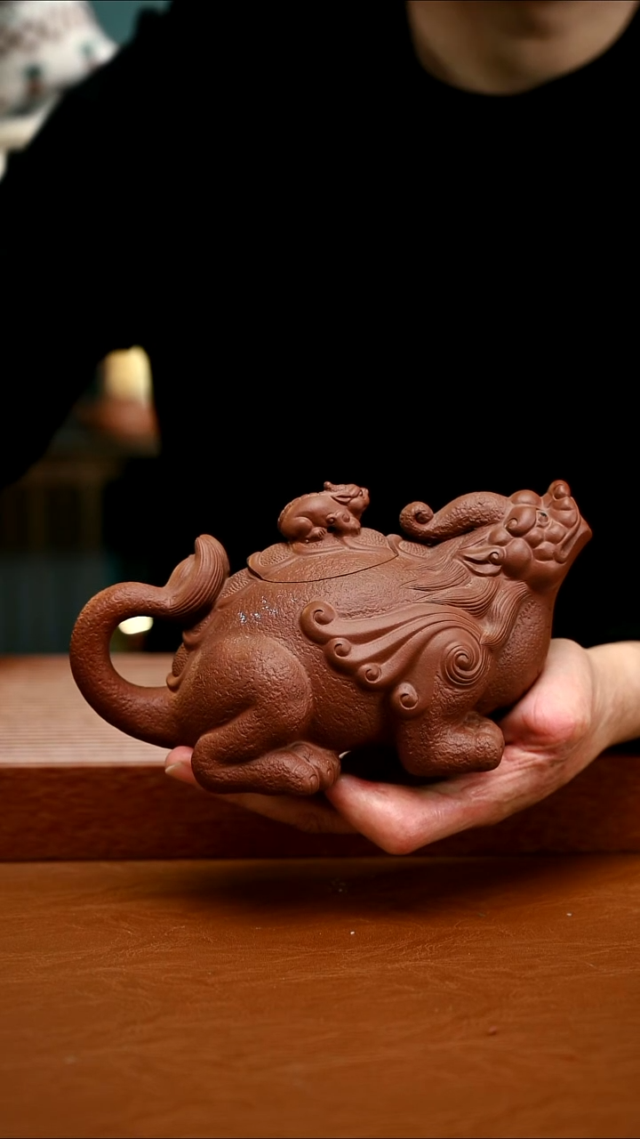 茶壶紫砂?****?精工貔貅壶124